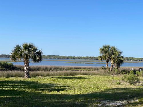 1294 Peninsular St, ALLIGATOR POINT, FL, 32346-6103 | Card Image