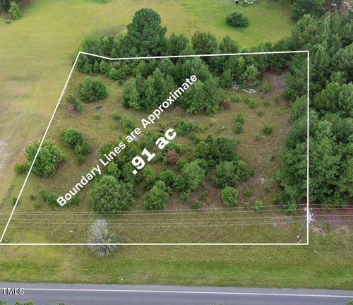 2730 Lobelia Rd, Vass, NC, 28394-9575 | Card Image