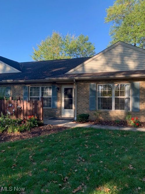 154 Bentley Dr, Elyria, OH, 44035-7399 | Card Image
