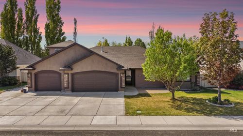 595 I B Perrine Rd, Twin Falls, ID, 83301-3038 | Card Image