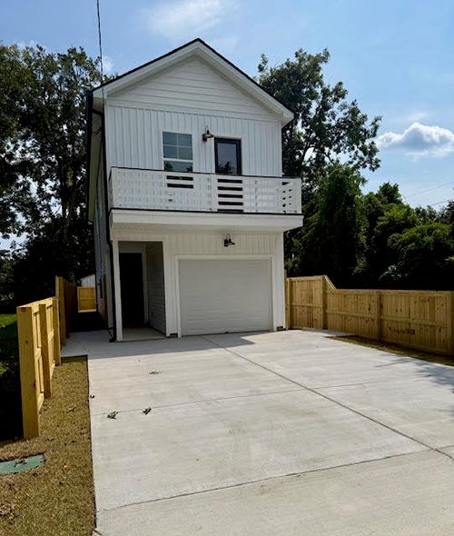 2149 Fillmore St, North Charleston, SC, 29405-7998 | Card Image