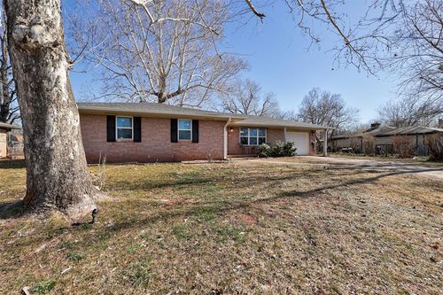 214 S Flynn Avenue, Chandler, OK, 74834 | Card Image