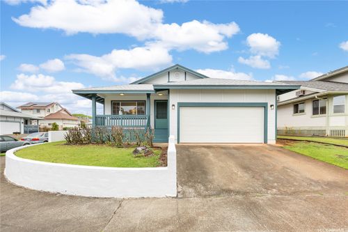 95-1090 Puneki St, Mililani, HI, 96789-4268 | Card Image