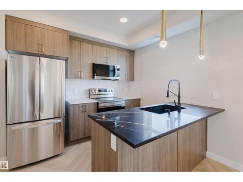 42-16231 19 Ave Sw, Edmonton, AB, T6W5C6 | Card Image