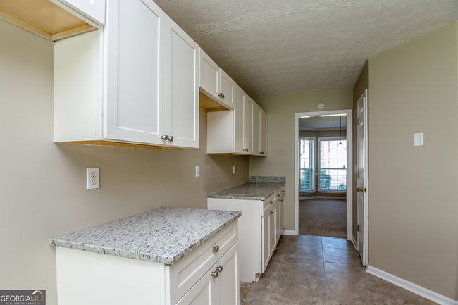 930 Stonemill Mnr, House other with 4 bedrooms, 3 bathrooms and null parking in Lithonia GA | Image 8
