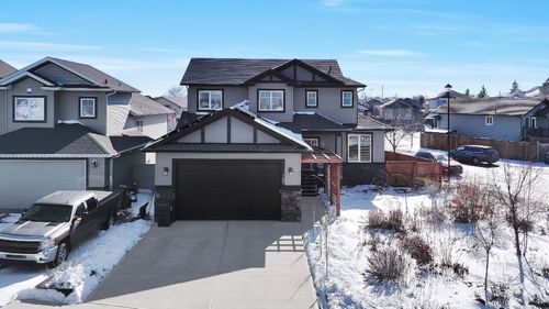 197 Sabre Rd, Springbrook, AB, T4S2H7 | Card Image