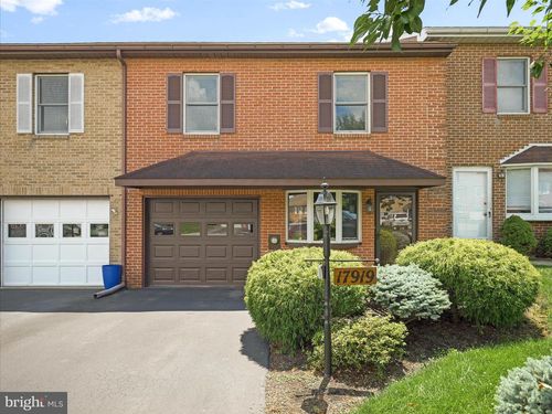 17919 Golf View Dr, HAGERSTOWN, MD, 21740-7921 | Card Image