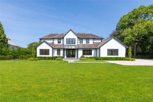 21 Cedar Ln, Remsenburg, NY, 11960-2038 | Card Image