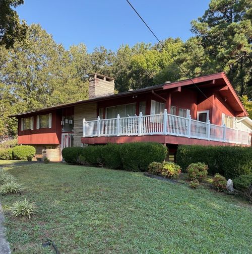 104 Hickory Ln, Mcminnville, TN, 37110-1812 | Card Image