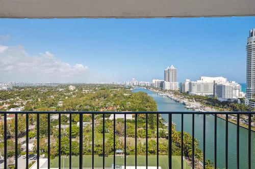 apt-1812-4101 Pine Tree Dr, Miami Beach, FL, 33140-3635 | Card Image