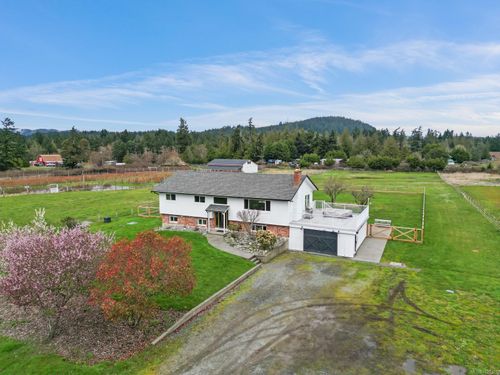 4425 Happy Valley Rd, Victoria, BC, V9C3Z3 | Card Image