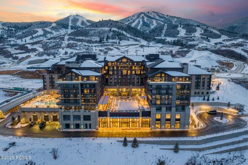 7050-1702 W Glencoe Mountain Way, Park City, UT, 84060-7946 | Card Image