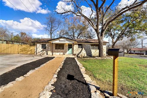 510 Parkview Blvd, New Braunfels, TX, 78130-5352 | Card Image