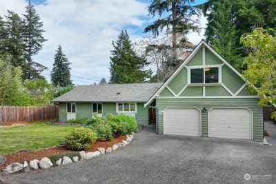 2812 167th Avenue Ne, House other with 5 bedrooms, 1 bathrooms and 2 parking in Bellevue WA | Image 1