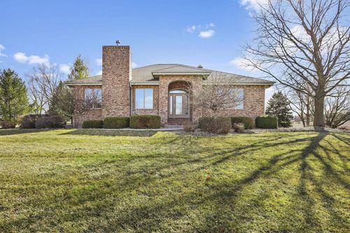 1854 Sheryl Ln, Stoughton, WI, 53589-3247 | Card Image