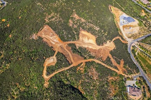 48 Hidden Meadow Circle, Murrieta, CA, 92562 | Card Image