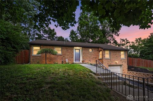 2900 Dogwood Dr, Springfield, OH, 45504-4161 | Card Image