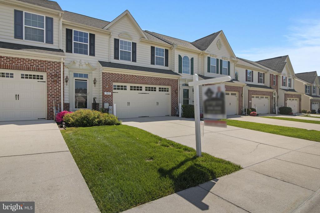 Residential in FALLSTON 3