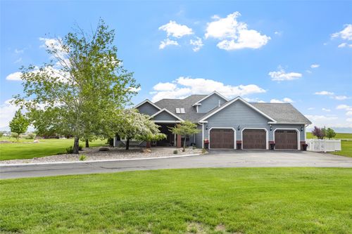 1333 Creekside Dr, Kalispell, MT, 59901-7496 | Card Image