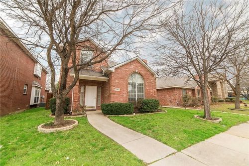 3813 Braxton Ln, Flower Mound, TX, 75028-8803 | Card Image