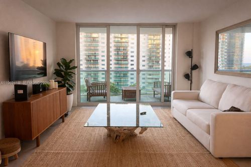 808-19380 Collins Ave, Sunny Isles Beach, FL, 33160-2236 | Card Image