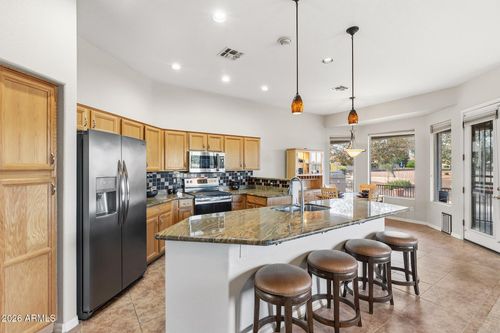 4906 S Verbena Ave, Gilbert, AZ, 85298-8359 | Card Image