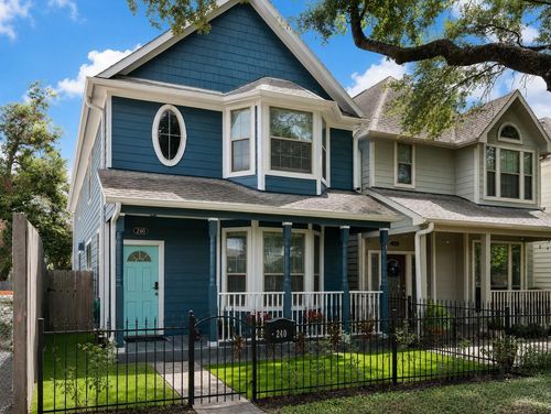 240 W 26th St, Houston, TX, 77008-2102 | Card Image