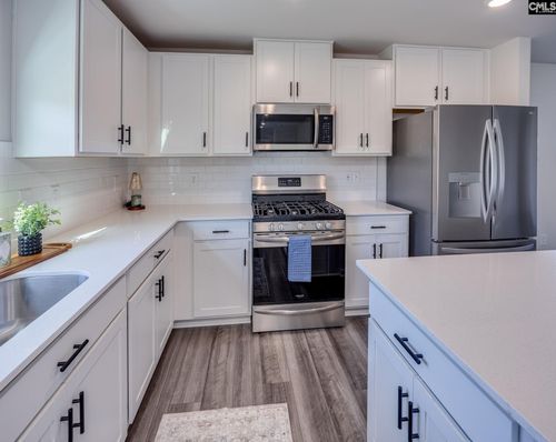 413 Windy Farm Rd, Gilbert, SC, 29054-9830 | Card Image