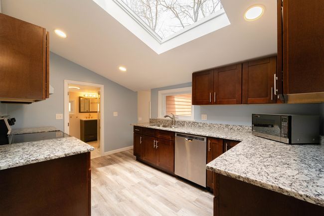 8 Seeley St, House other with 3 bedrooms, 1 bathrooms and null parking in Sandown NH | Image 26