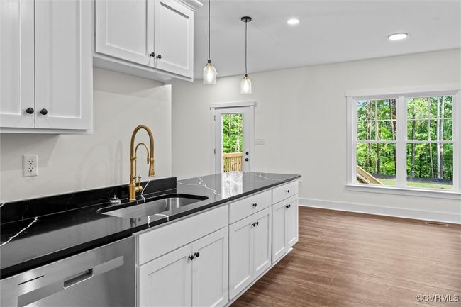4062 Lake Killarney, House other with 3 bedrooms, 3 bathrooms and null parking in Gum Spring VA | Image 15