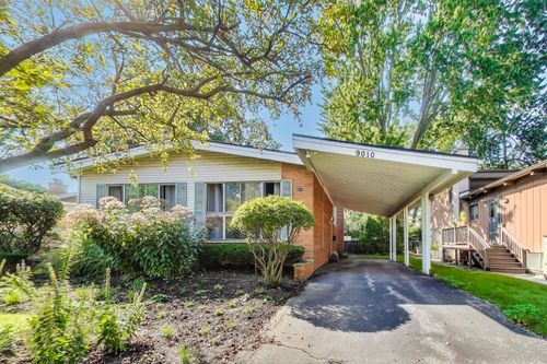 9010 Samoset Trl, Skokie, IL, 60076-1916 | Card Image