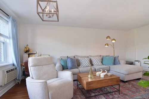 apt-5n-2 Bronxville Rd, Yonkers, NY, 10708-6170 | Card Image