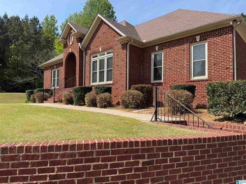 5800 Lazy Brook Cir, PINSON, AL, 35126-6016 | Card Image