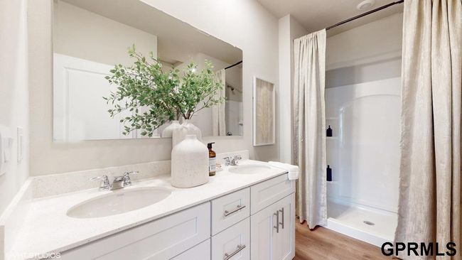 7717 N 170 Th St, Townhouse with 4 bedrooms, 3 bathrooms and 2 parking in Bennington NE | Image 11