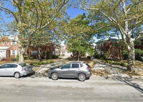 2-76-37 Commonwealth Blvd, Bellerose, NY, 11426 | Card Image