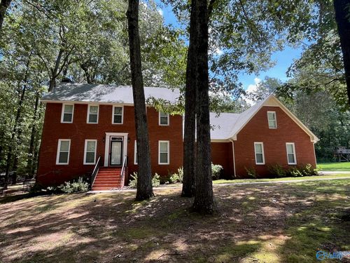 146 Bobwhite Dr, Decatur, AL, 35603-6024 | Card Image