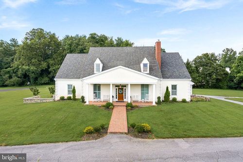 1301 Hennessy Ter, SANDY SPRING, MD, 20860-1201 | Card Image