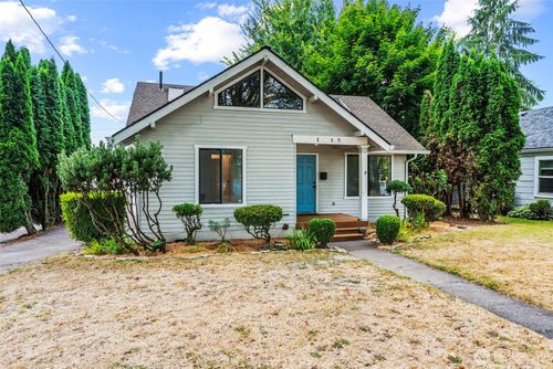 1817 Nichols Blvd, Longview, WA, 98632-1528 | Card Image