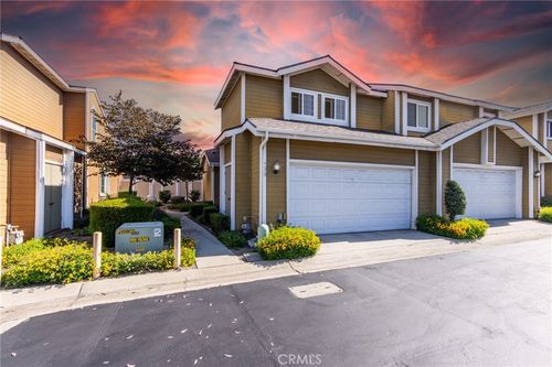 733 Lander Cir, Claremont, CA, 91711 | Card Image