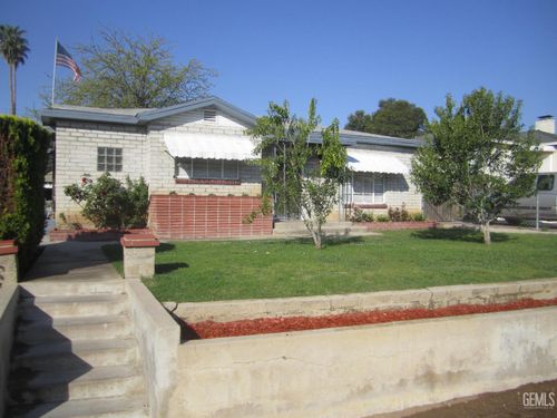 2407 Olympic Dr, Bakersfield, CA, 93308-1811 | Card Image