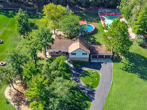 3317 E Buried Oak Dr, Crete, IL, 60417-1800 | Card Image