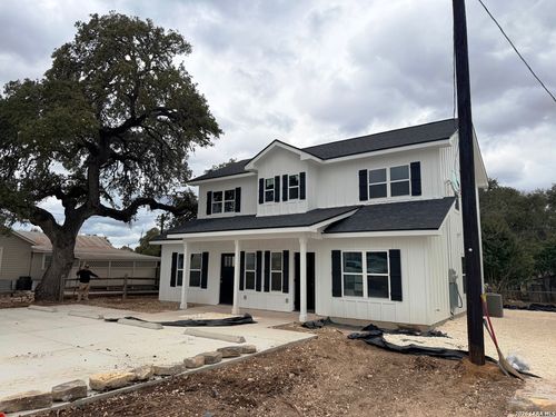 600A 10th St, Bandera, TX, 78003 | Card Image