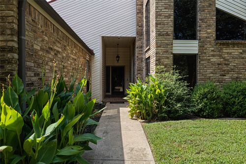 3827 Ashbury Ln, Bedford, TX, 76021-2406 | Card Image