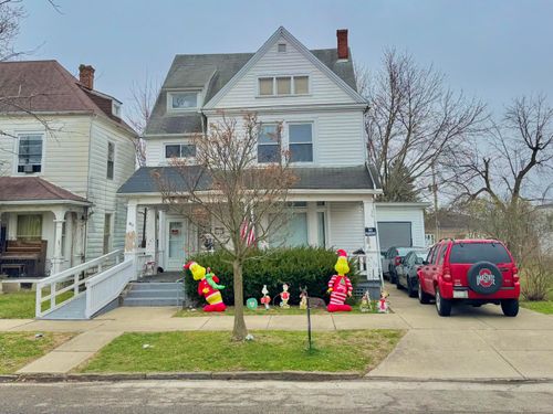 411 E Market St, Washington Court House, OH, 43160-1433 | Card Image