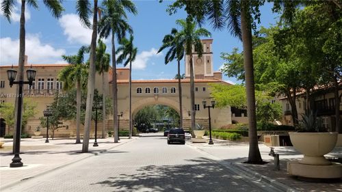 apt-1213-888 S Douglas Rd, Coral Gables, FL, 33134-7569 | Card Image