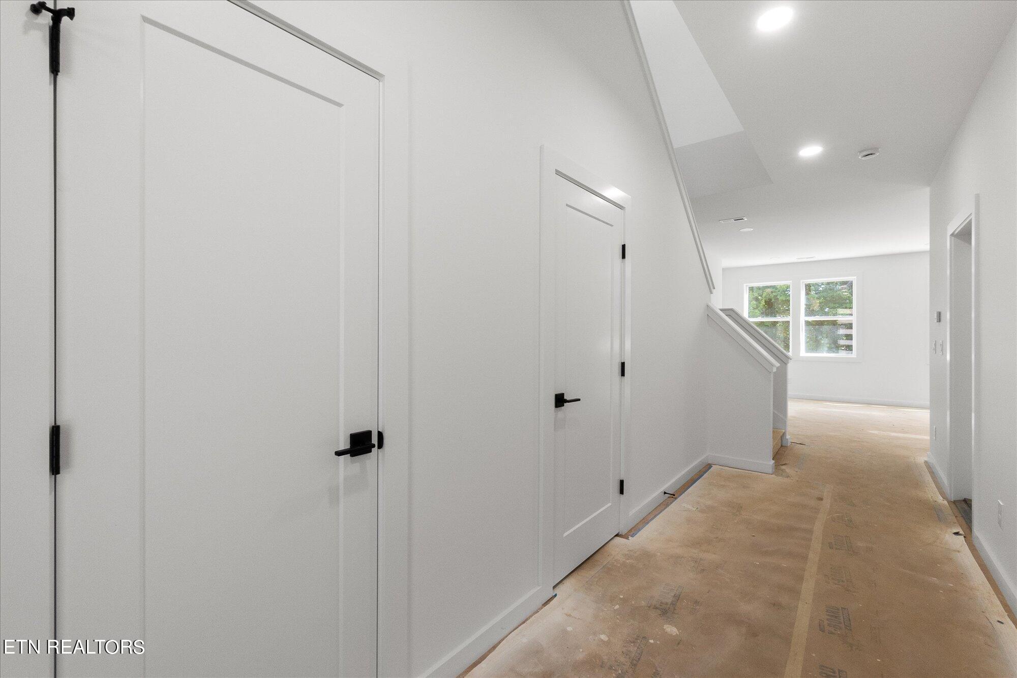 Jana Chris Ln, Knoxville, TN 37918