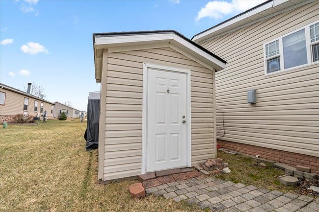11199 Shady Grove Ct, House other with 3 bedrooms, 3 bathrooms and null parking in South Lyon MI | Image 24