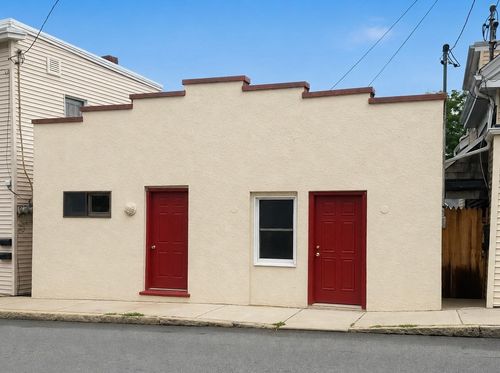139A Prospect St., Gloucester, MA, 01930 | Card Image