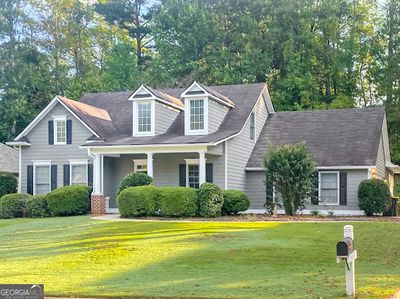 140 Lake Forest Drive, House other with 3 bedrooms, 2 bathrooms and 2 parking in Newnan GA | Image 2