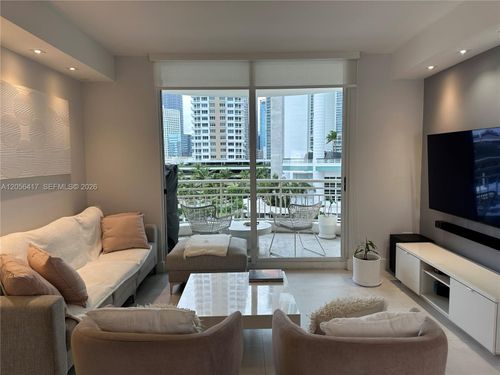 700-888 Brickell Key Dr, Miami, FL, 33131-2600 | Card Image